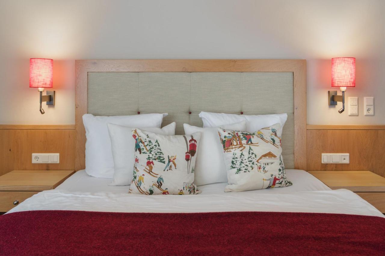 Neuhaus Zillertal Resort Майерхофен Екстериор снимка