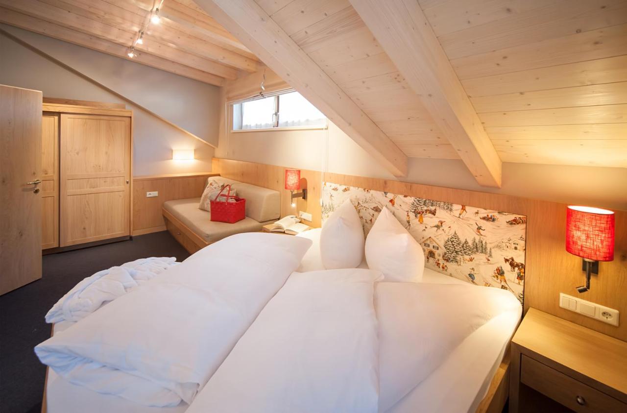 Neuhaus Zillertal Resort Майерхофен Екстериор снимка