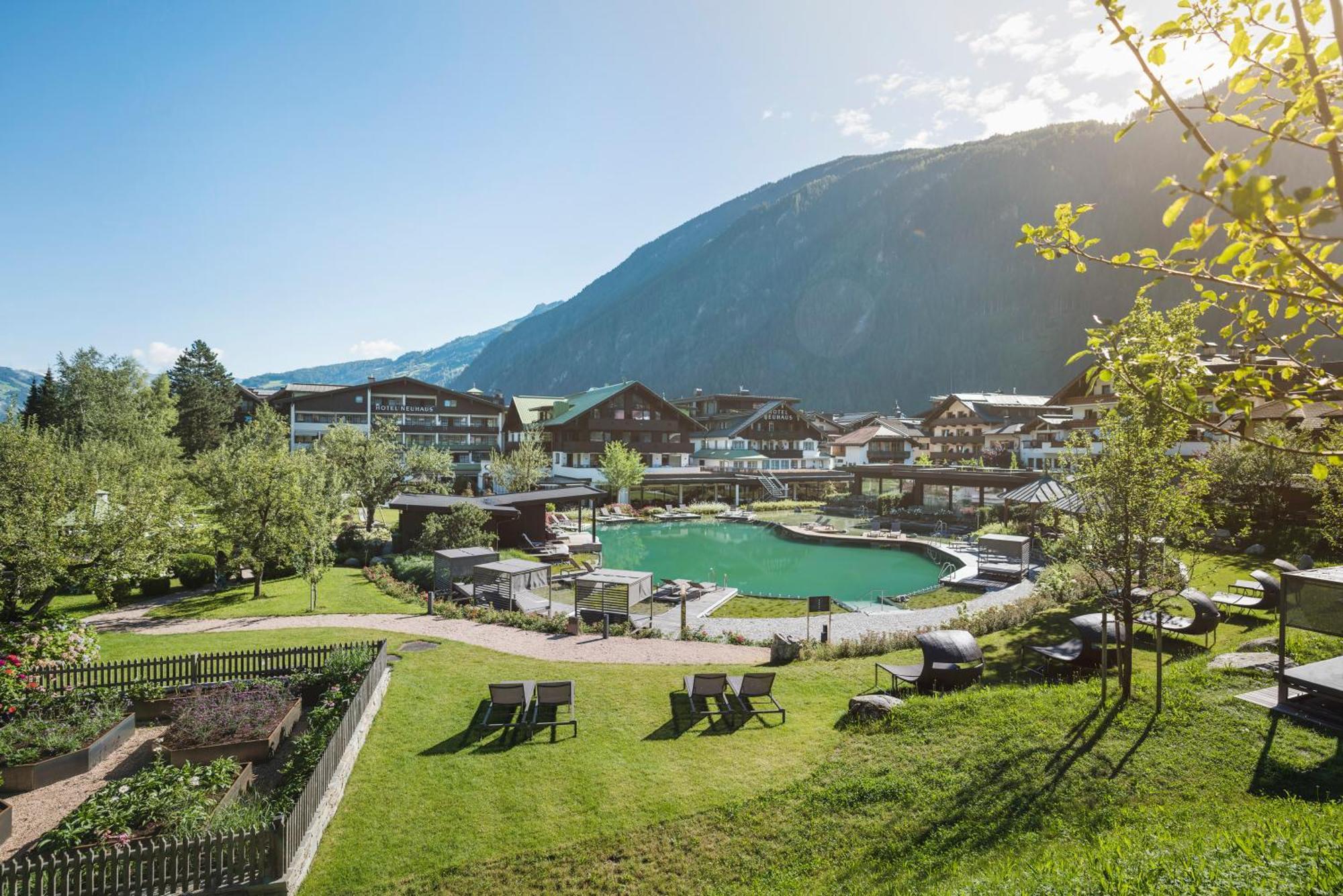 Neuhaus Zillertal Resort Майерхофен Екстериор снимка