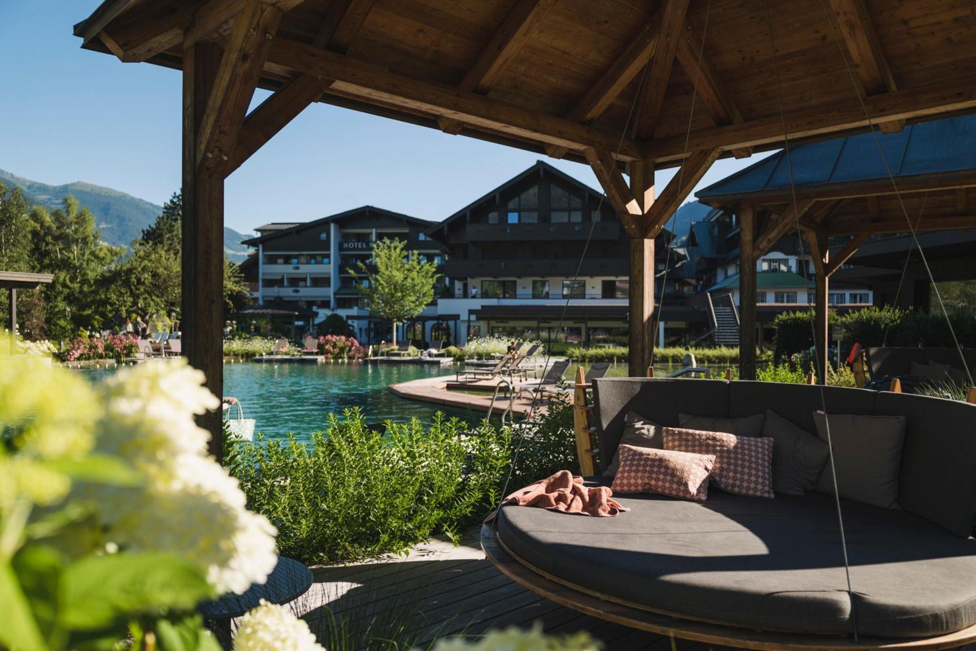 Neuhaus Zillertal Resort Майерхофен Екстериор снимка